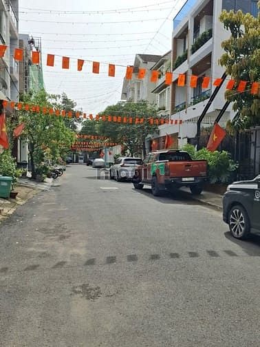 Hình ảnh Bán đất đường 24B phường An Phú Quận 2 cũ giá 36 tỷ