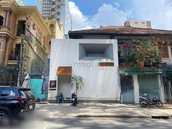 Hình ảnh Cho thuê mặt bằng Quận 1 - gấp