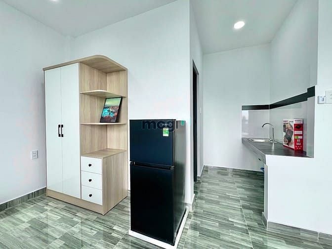 Hình ảnh Trống sẵn studio ban công gần dh Mở
