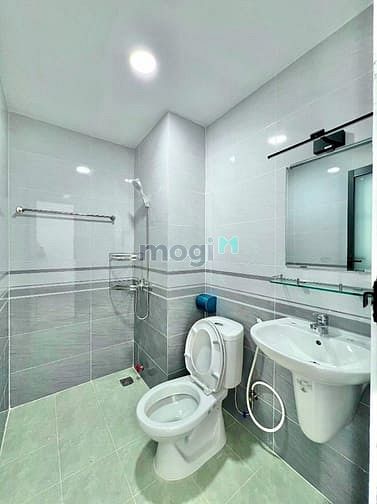 Hình ảnh Trống sẵn studio ban công gần dh Mở