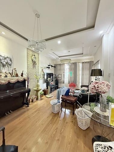 Hình ảnh Quận 7 bán nhà mới ở ngay, hẻm xe hơi, 4 tầng, gần trung tâm