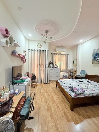 Hình ảnh Quận 7 bán nhà mới ở ngay, hẻm xe hơi, 4 tầng, gần trung tâm