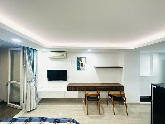 Hình ảnh Chốt gấp – Phòng đẹp Q1 – ban công cực lớn
