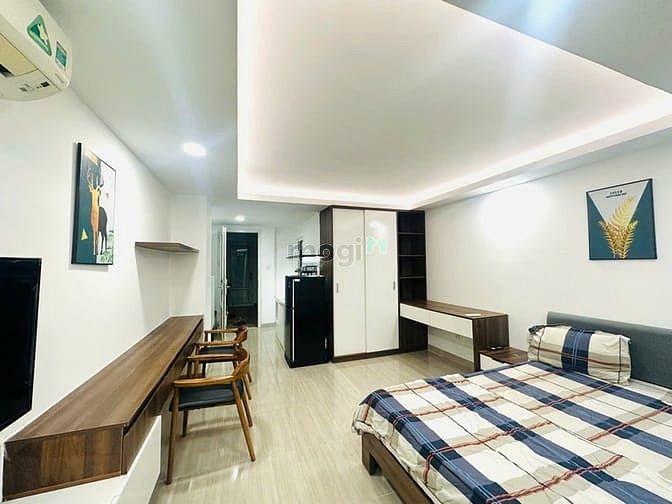 Hình ảnh Chốt gấp – Phòng đẹp Q1 – ban công cực lớn