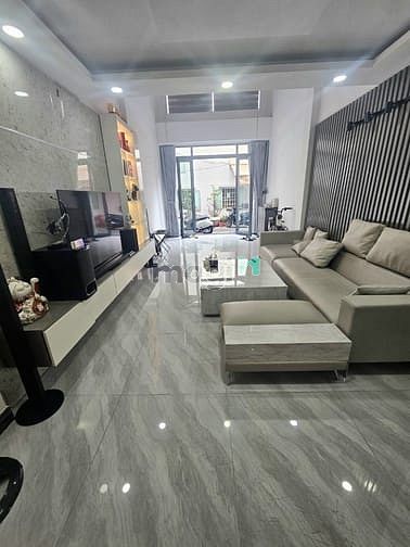 Hình ảnh CHDV cao cấp Q5 - Dòng tiền 60tr -70m2 - 5 tầng - 8pn