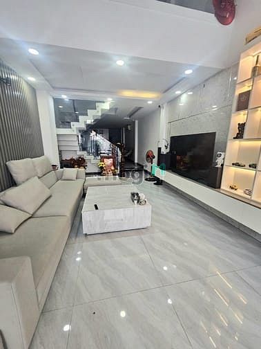 Hình ảnh CHDV cao cấp Q5 - Dòng tiền 60tr -70m2 - 5 tầng - 8pn