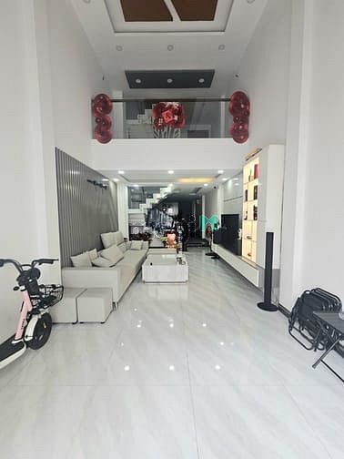 Hình ảnh CHDV cao cấp Q5 - Dòng tiền 60tr -70m2 - 5 tầng - 8pn