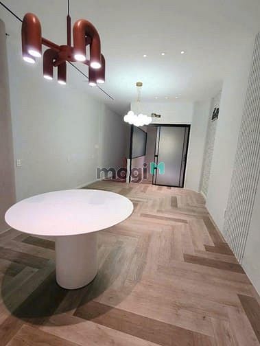 Hình ảnh Cho thuê nhà hẻm xe hơi – Hai Bà Trưng, Quận 3