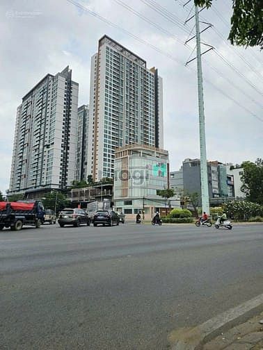 Hình ảnh Bán đất MT  Bát Nàn Quận 2 DT 10x21,37m CTXD: hầm + 5 tầng giá 35 tỷ