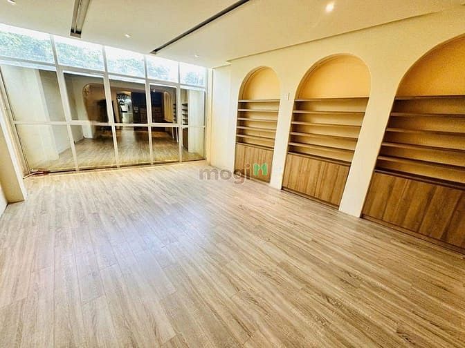 Hình ảnh Cho thuê nhà mặt tiền 191A Hoàng Văn Thụ, Phường 8, Quận Phú Nhuận