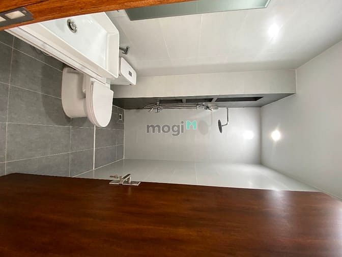Hình ảnh Bán nhà 1 triệt 2 lầu - p long bình