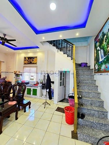 Hình ảnh nhà phố 77m2, 3 tầng, đường oto