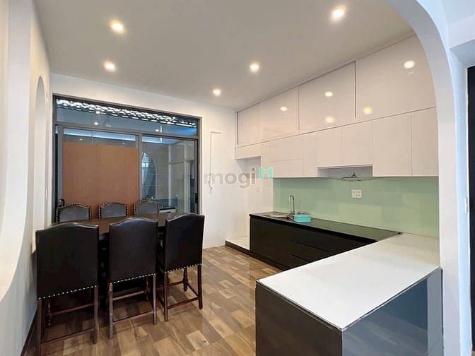 Hình ảnh Bán nhà 4 tầng - hẻm xe hơi 5m