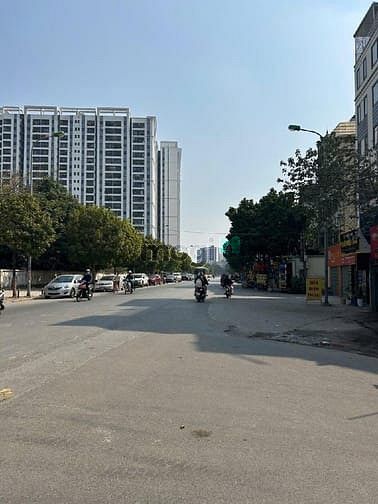 Hình ảnh Bán đất mặt phố Mai Phúc 120m2- mt4.5m- 25 tỷ, vỉa hè, kinh doanh