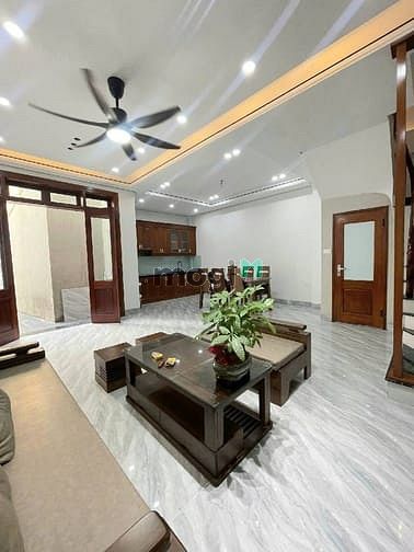 Hình ảnh Nhà phố Phúc Lợi 42m2- 3 phòng ngủ- 6.45 tỷ, gần trường PTTH Phúc Lợi