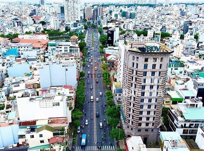 Hình ảnh CHỈ 1 CĂN DUY NHẤT! Bán căn góc 4 MT Đ. Nam Kỳ Khởi Nghĩa, Q.3.
