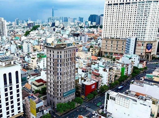 Hình ảnh CHỈ 1 CĂN DUY NHẤT! Bán căn góc 4 MT Đ. Nam Kỳ Khởi Nghĩa, Q.3.
