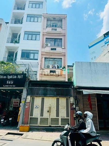 Hình ảnh Bán nhà mặt tiền đẹp 4 lầu (4,35x31) 142 Nguyễn Trọng Tuyển PHÚ NHUẬN