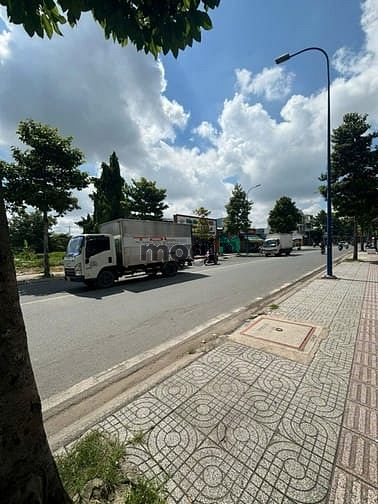 Hình ảnh Hóc Môn, Bán đất Mặt tiền đường Lê Thị Hà, DT 23x70m Thổ cư 1723m2