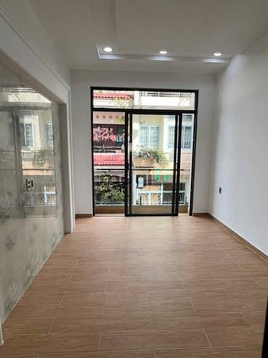 Hình ảnh Bán nhà HXH CMT8 Q3 - 3pn 3wc - giá 87 tỉ