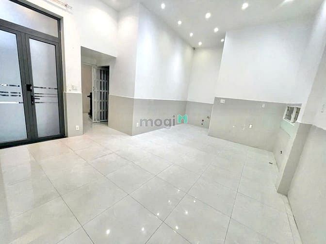 Hình ảnh Biệt thự khu tên lửa, bình tân, 8x20 2 lầu 4 phòng.