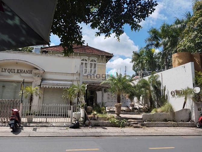 Hình ảnh Khuôn đất lớn 230 Pasteur, P. Võ Thị Sáu, Quận 3, DT: 21x25m