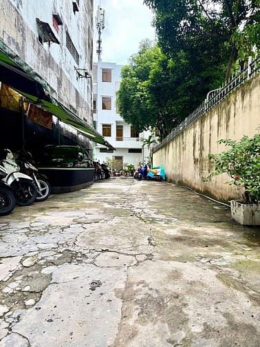 Hình ảnh Nhà 4 tầng BTCT - Hoàn Công - HXH - 2 Mặt hẻm - 59M2 - Chỉ 9,6 Tỷ