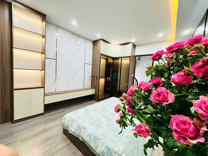 Hình ảnh Cho thuê nhà nguyên căn Văn Cao Ba Đình, Hà Nội