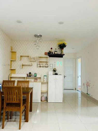 Hình ảnh C/c  Saigon Tower, Thoại Ngọc Hầu, Tân Phú : 2p ngủ,69m2, 8tr/th