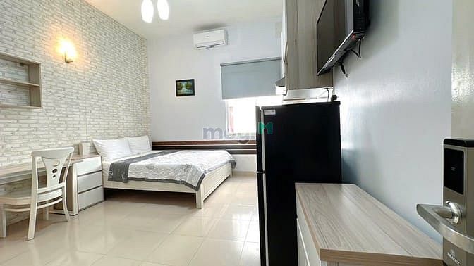 Hình ảnh Trống phòng studio của sổ lớn - máy giặt sấy riêng - Trần não, Quận 2