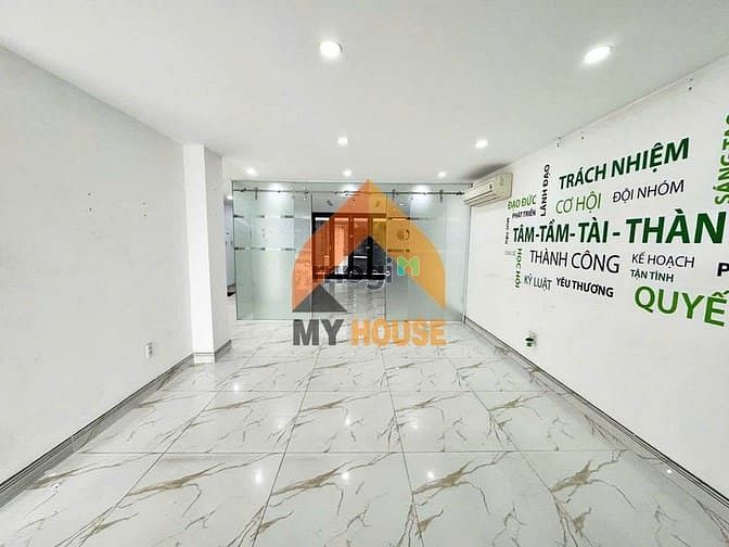 Hình ảnh Toà VP An Phú 8x20m sàn trống suốt có thang máy giá chỉ 80tr