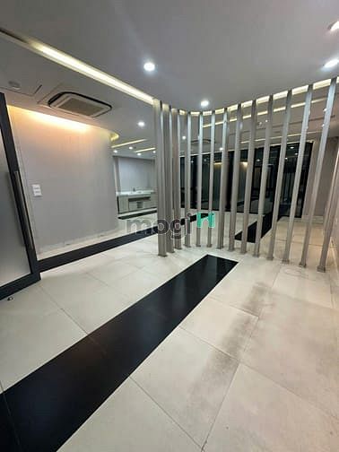 Hình ảnh Cho thuê tòa nhà 8 tầng mặt tiền 8m Hoàng Ngân Cầu Giấy