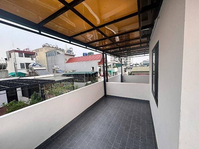 Hình ảnh Bán nhà phố trung tâm phố Nguyễn Sơn 40m2- 6T- mặt tiền đẹp, gara ôtô