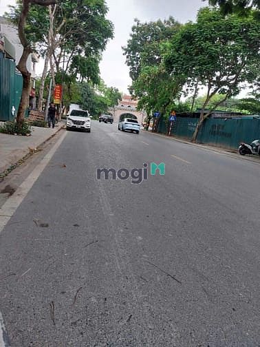 Hình ảnh Bán đất phố Việt Hưng 58m2, mặt tiền 4.5m, 6 t.ỷ hơn