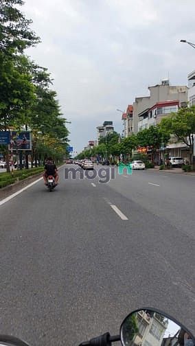 Hình ảnh Bán đất phố Ô Cách 65m2- sổ đẹp như tờ A4- ô tô, 10m ra mặt phố