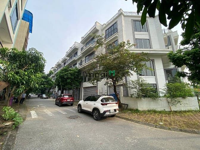 Hình ảnh TĐC Trâu Quỳ-Đoàn Quang Dung_BIỆT THỰ LIỀN KỀ - đối diện CÔNG VIÊN GL