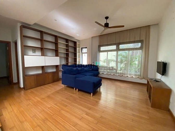 Hình ảnh Villa Thảo Điền 250m2 có sân vườn rộng, kd tự do 2900$