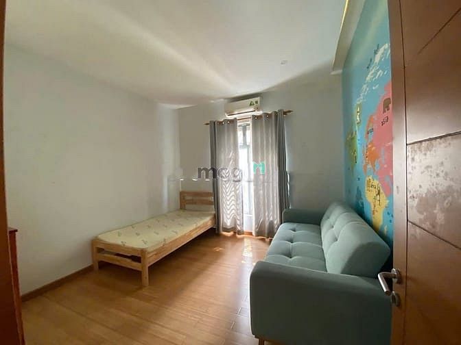 Hình ảnh Villa Thảo Điền 250m2 có sân vườn rộng, kd tự do 2900$