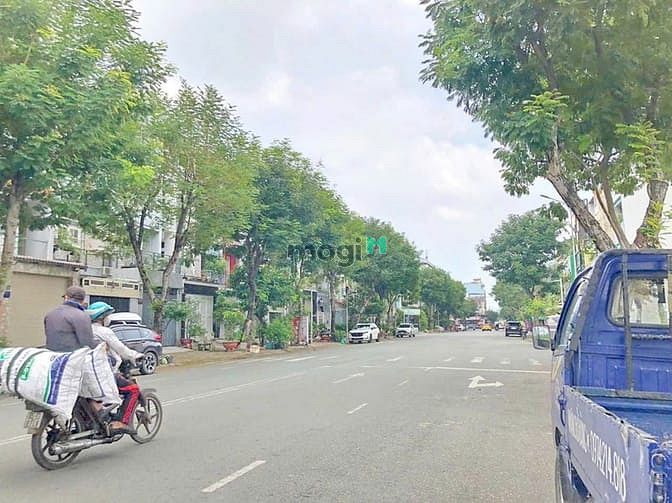 Hình ảnh - Đất mặt tiền đường số 40 KDC Tân Quy Đông .P.Tân Phong Quận 7