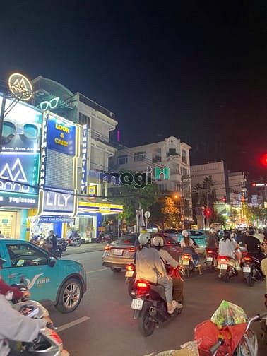 Hình ảnh Cho thuê nhà mặt tiền  đường D2 (Nguyễn Gia Trí), Phường 25, Quận Bình