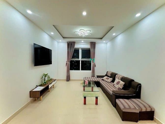 Hình ảnh Bán Gấp Căn Hộ FLC Quang Trung-74m² – Vip Nhất Hà Đông- Full Nội Thất