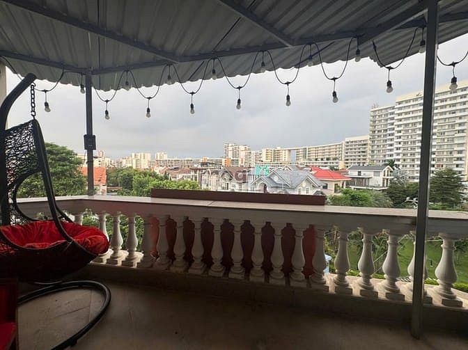 Hình ảnh Siêu phẩm mới  ra lò full nội thất phòng ban công thoáng mát
