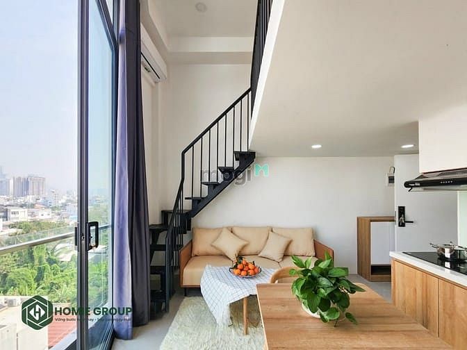Hình ảnh Siêu phẩm cho sinh viên Rmit, TDTU phòng gác cửa sổ lớn ánh sáng trời