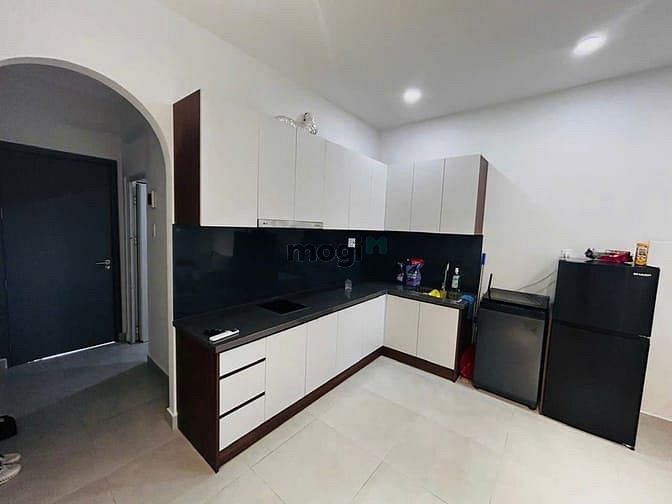 Hình ảnh Balcony 1PN Siêu Xịn Ngay Cạnh CV Lê Văn Tám