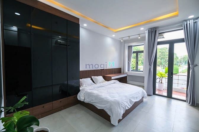 Hình ảnh Balcony 1PN Siêu Xịn Ngay Cạnh CV Lê Văn Tám