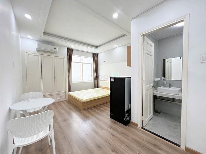 Hình ảnh Siêu phẩm studio cửa sổ siêu thoáng siêu rộng