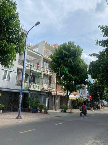 Hình ảnh Bán nhà mặt tiền kinh doanh đúc 4 tầng đường Tân Thới Nhất, Quận 12