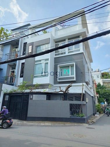 Hình ảnh Cho thuê căn góc 4 tầng, Quận Phú Nhuận