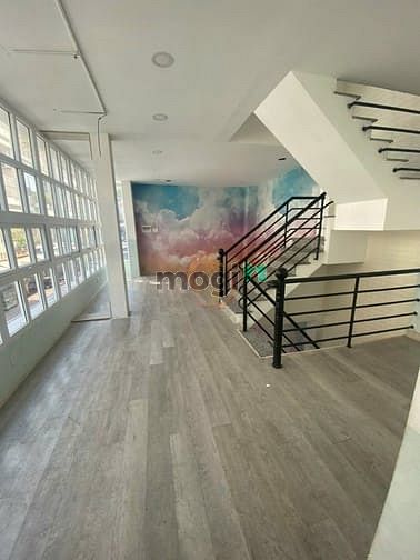 Hình ảnh 26 tỷ! Bán nhà mặt tiền ngang 10m ngay Chợ Bến Thành, Quận 1 - 4 Tầng