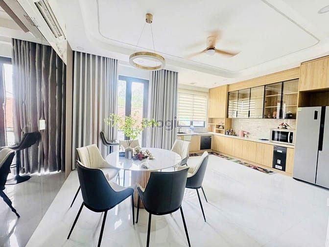 Hình ảnh Cho thuê nhà 351/12 Lê Văn Sỹ, Phường 12, Quận 3